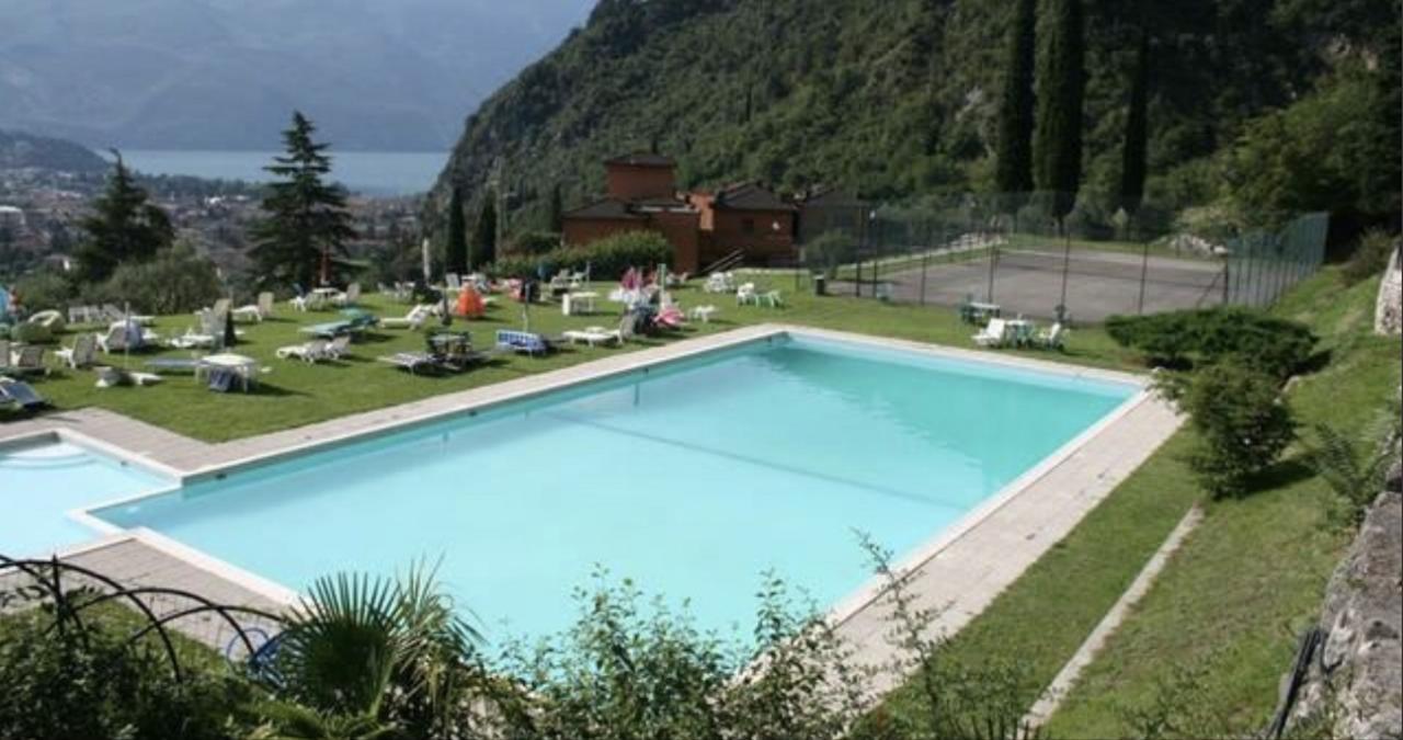 Dom Sporting Club 2 *